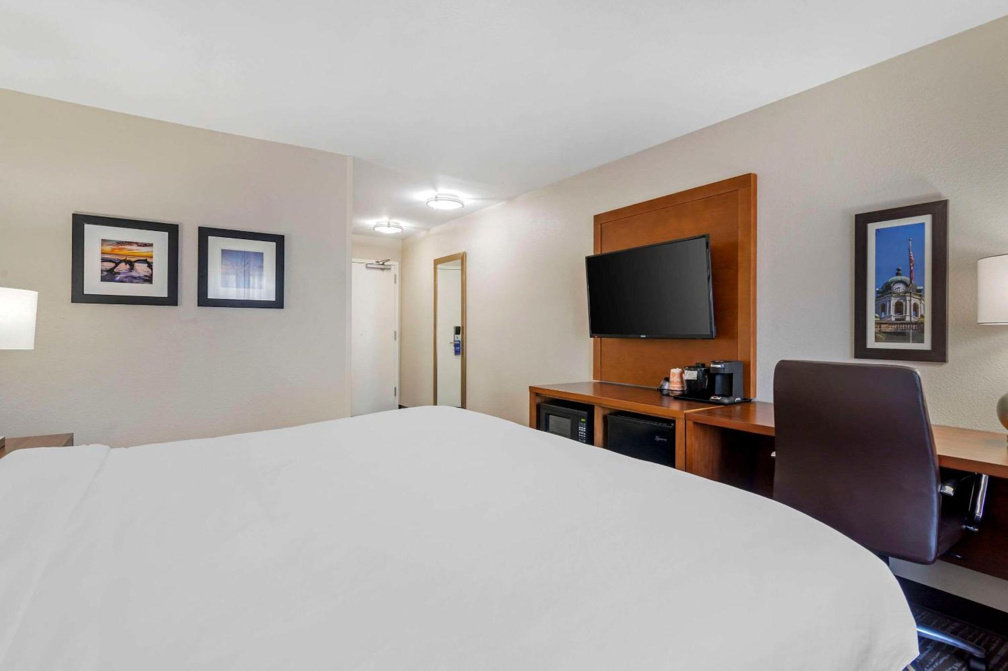Comfort Inn & Suites Brunswick Eksteriør billede